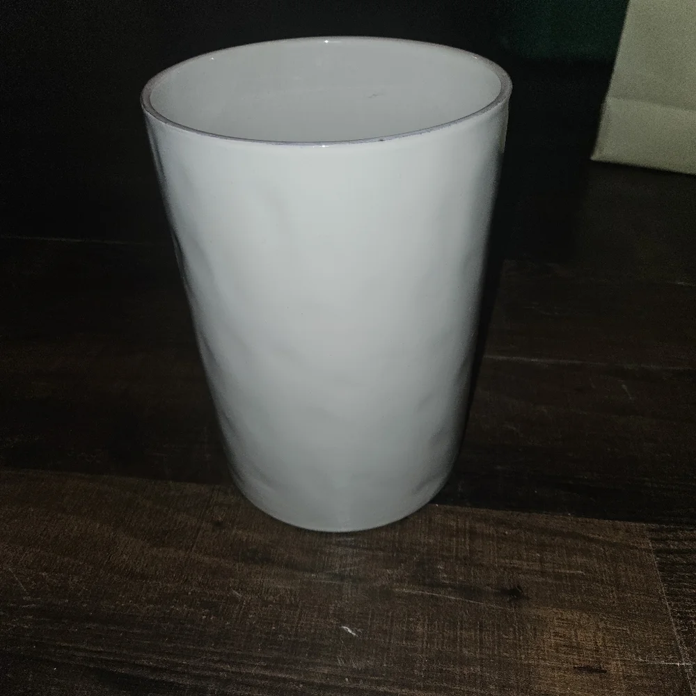 Crate & Barrel Marin Utensil Holder